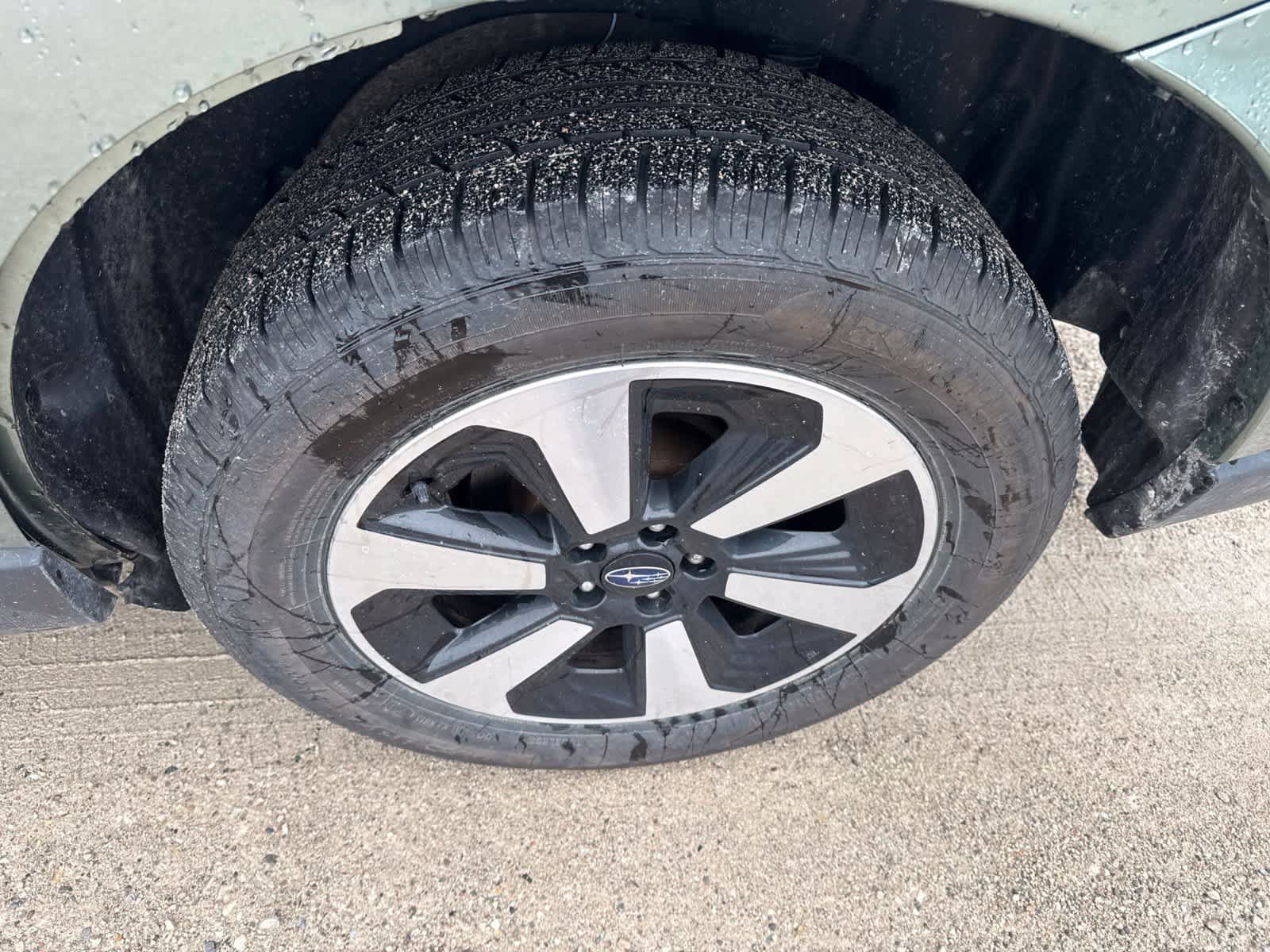 Used 2018 Subaru Forester 2.5i Premium w/ All-Weather Package AWD/4WD image 7