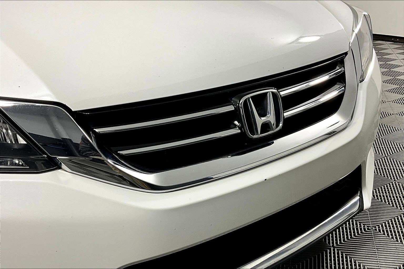 Used 2014 Honda Accord EX-L image 34