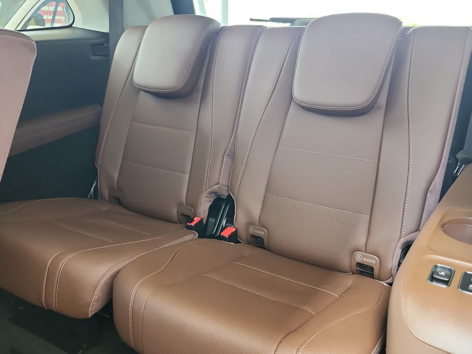 Used 2024 Mercedes-Benz GLS 450 4MATIC image 30