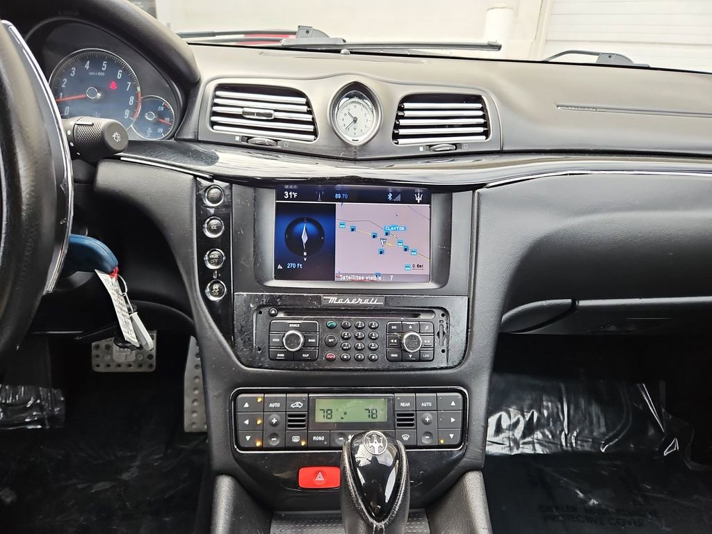 Used 2012 Maserati GranTurismo Sport image 19