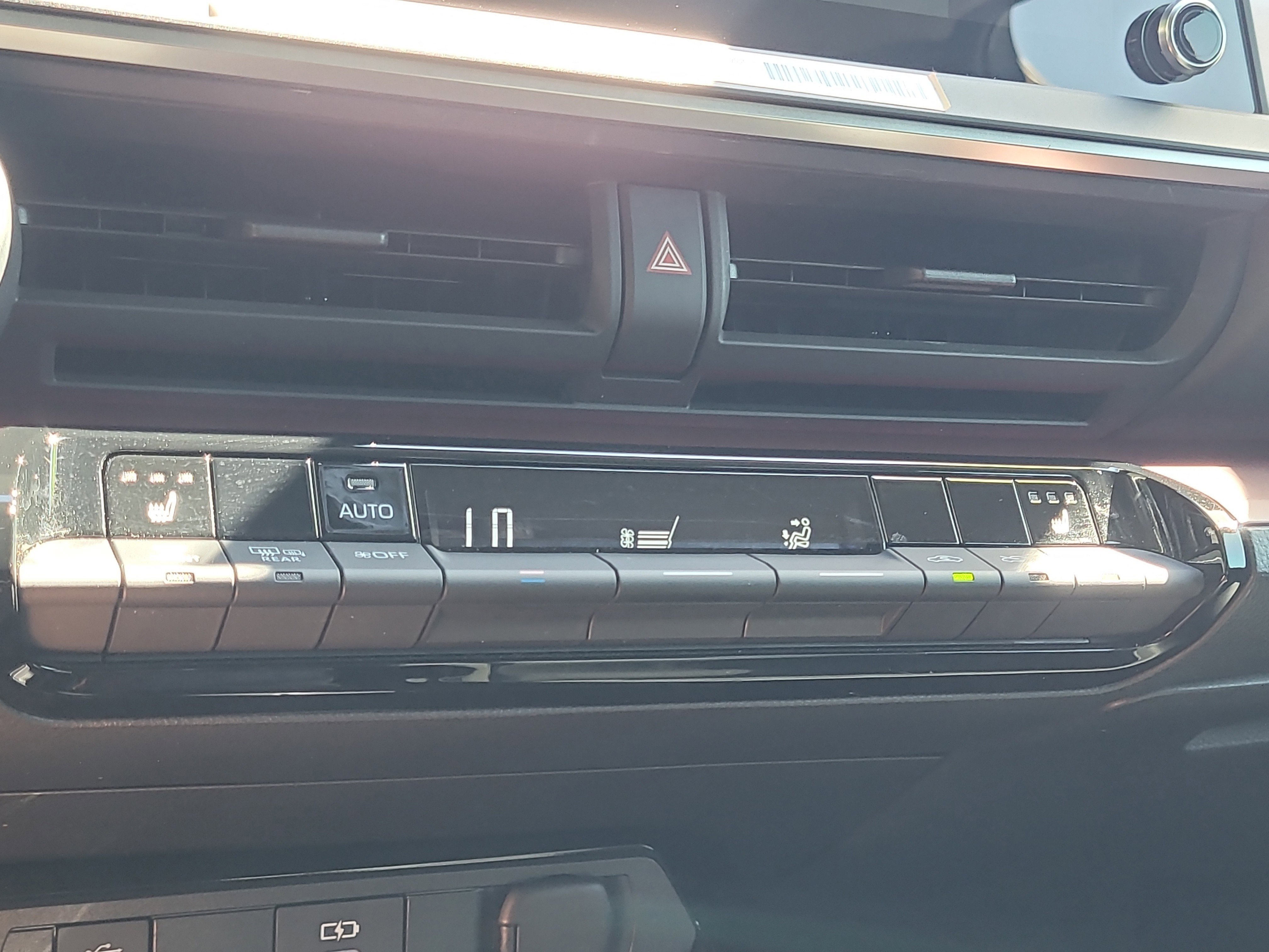 Certified 2024 Toyota Prius Prime image 25