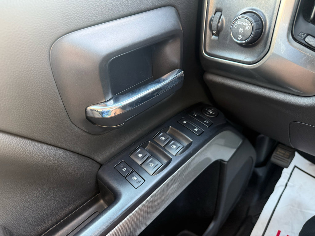 Used 2019 Chevrolet Silverado 1500 LT w/ All Star Edition image 16