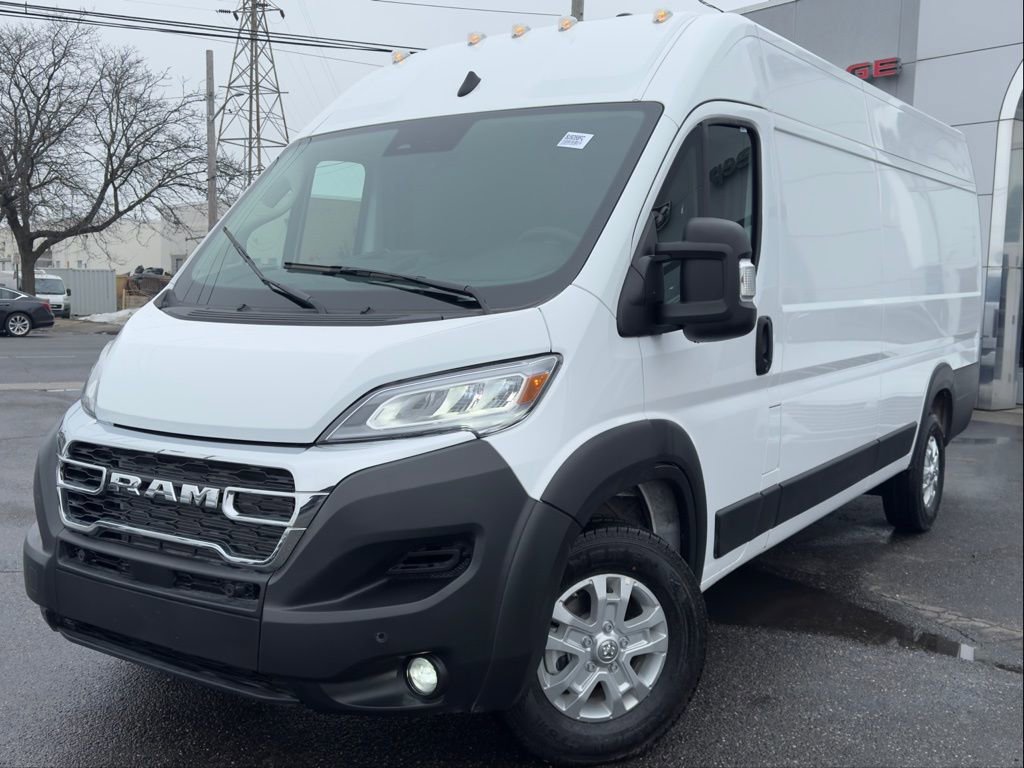 Used 2025 RAM ProMaster 3500 w/ Quick Order Package 22G SLT FWD image 3
