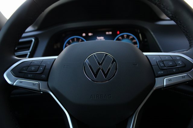 New 2026 Volkswagen Atlas Cross Sport SEL R-Line image 12