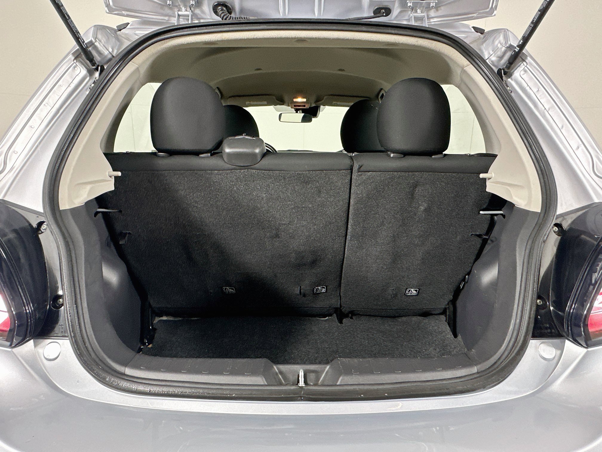 Used 2024 Mitsubishi Mirage ES FWD image 27