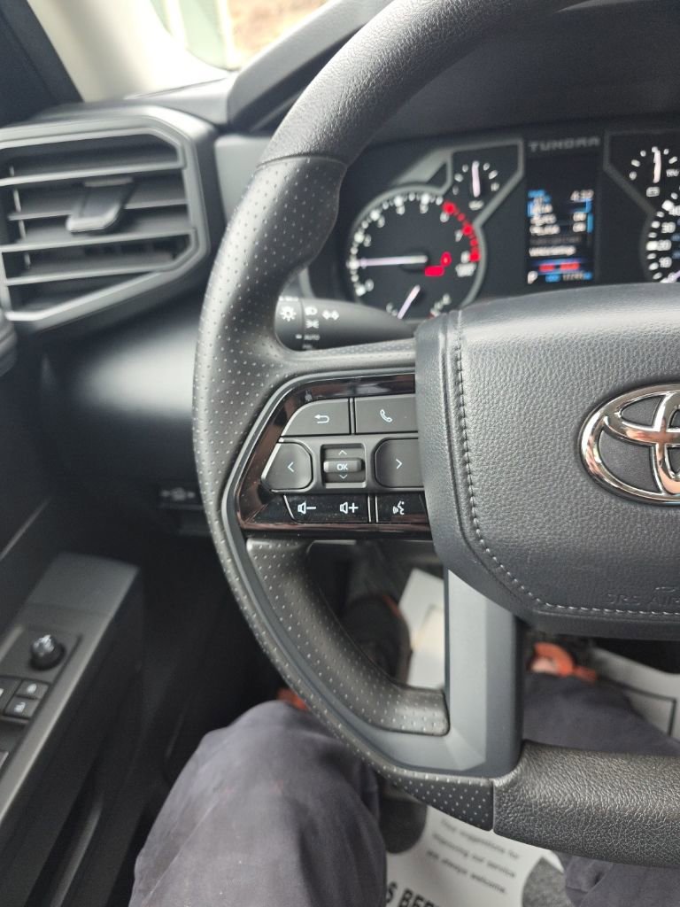 Used 2023 Toyota Tundra SR AWD/4WD image 24