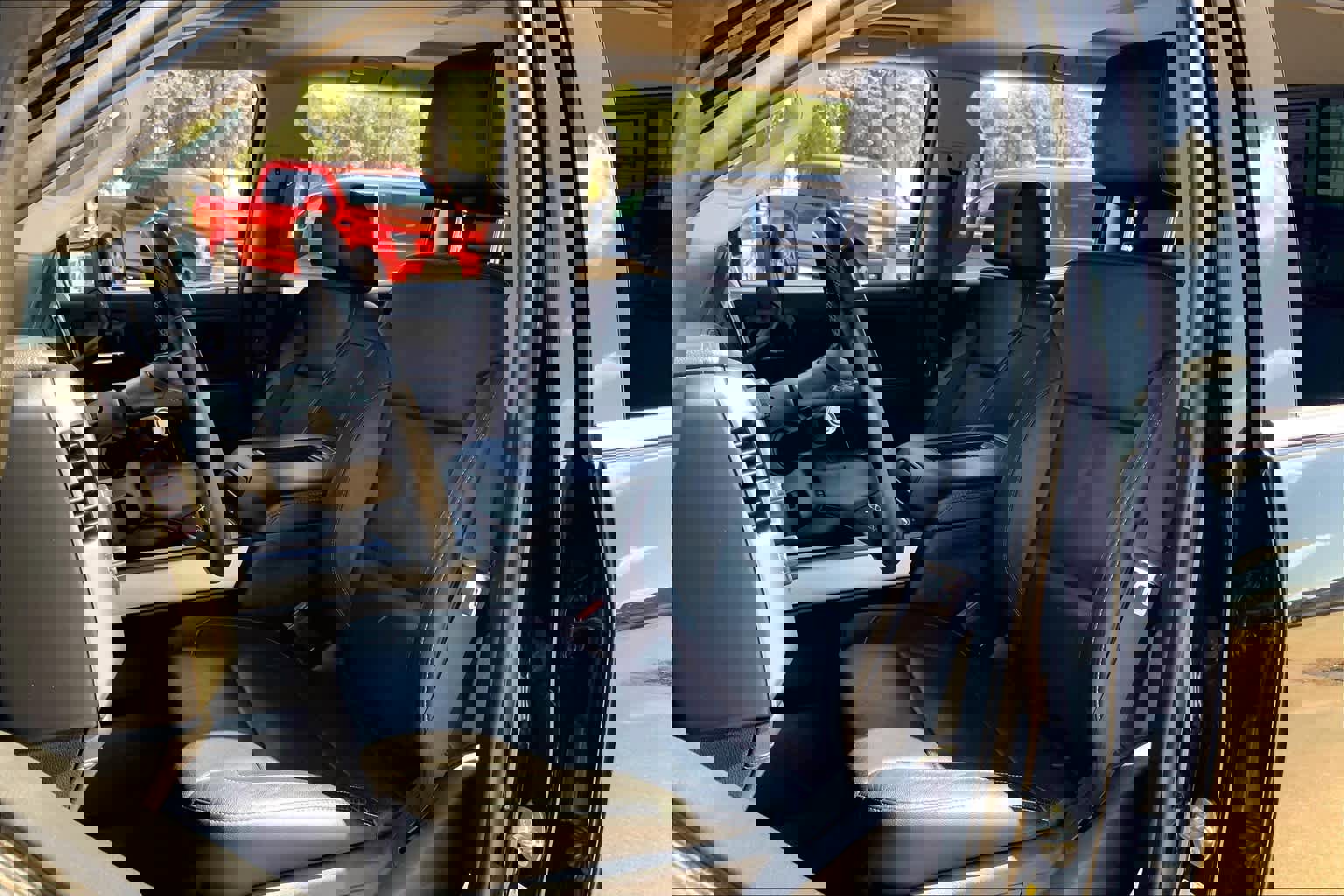 Used 2018 Chevrolet Silverado 2500 LTZ w/ Vortec Plus Package AWD/4WD image 8