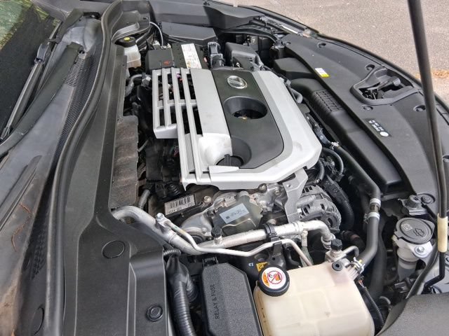 Used 2019 Lexus UX 200 w/ Accessory Package FWD image 29