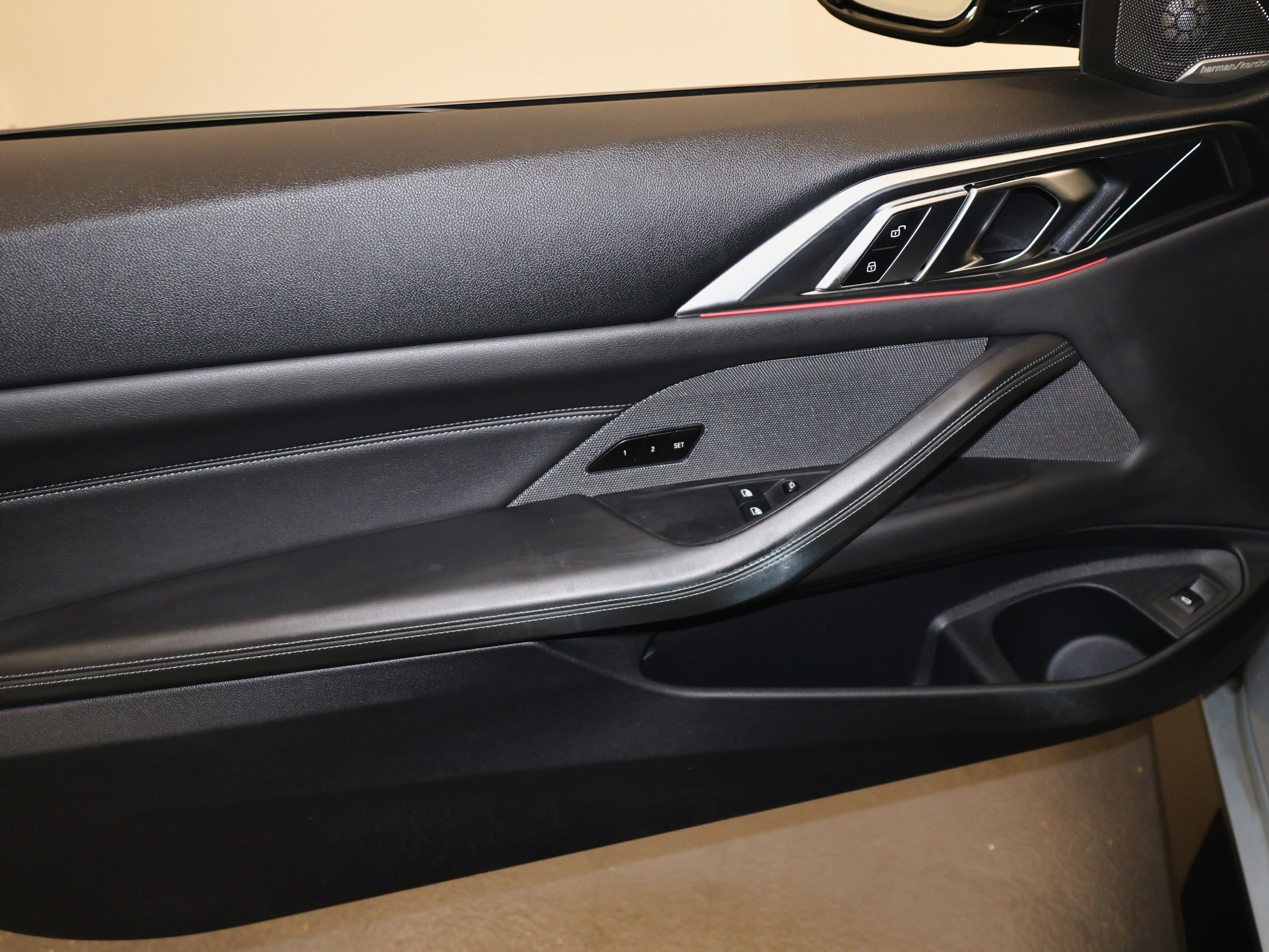 Used 2024 BMW M4 xDrive Competition w/ Executive Package image 28