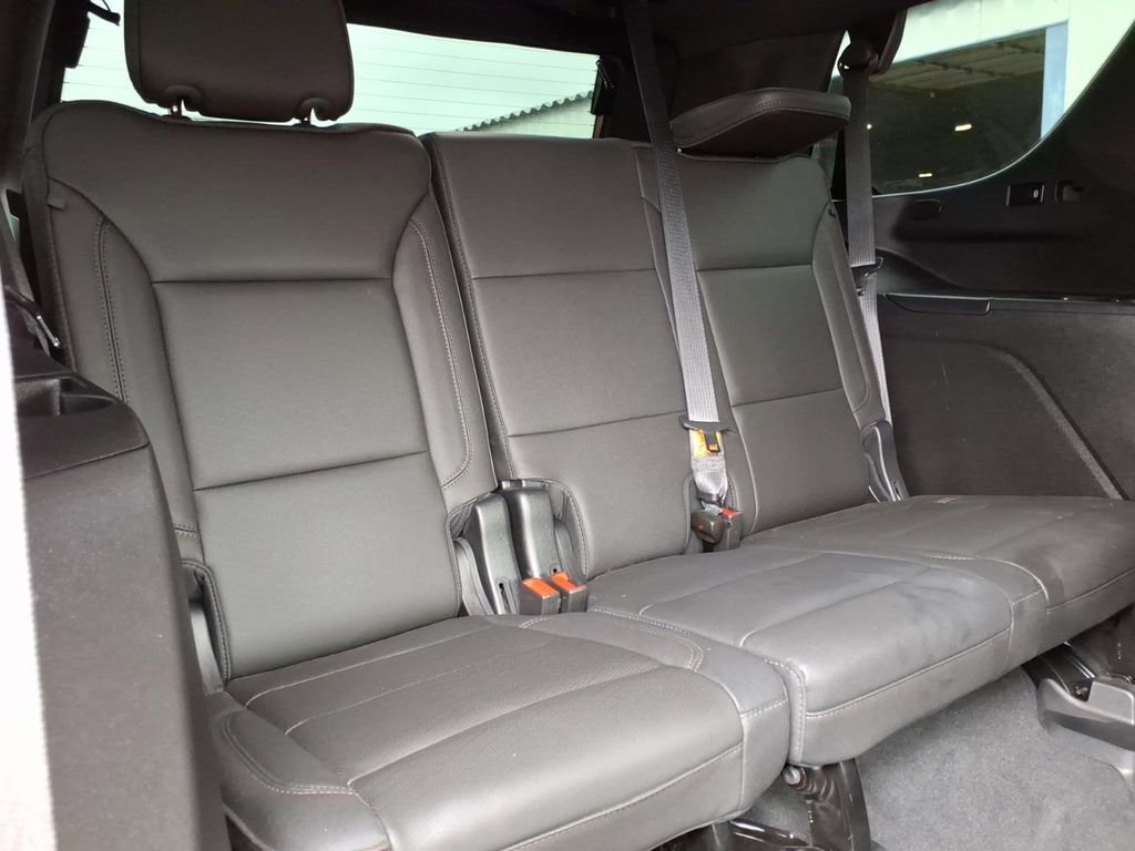 Used 2022 Chevrolet Tahoe High Country image 15