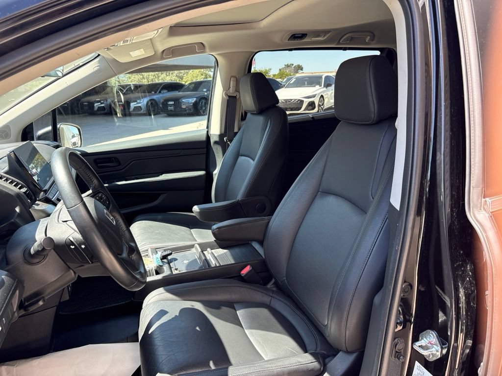 Used 2025 Honda Odyssey EX-L image 13