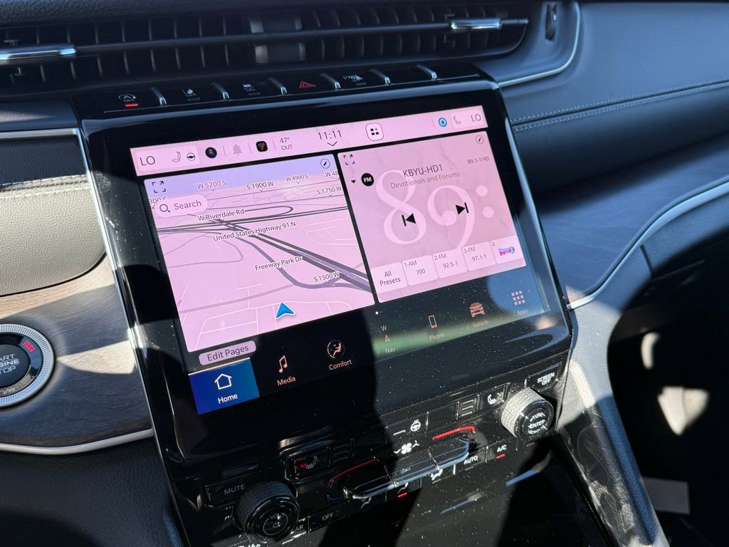 New 2025 Jeep Grand Cherokee L Limited w/ Black Appearance Package image 3