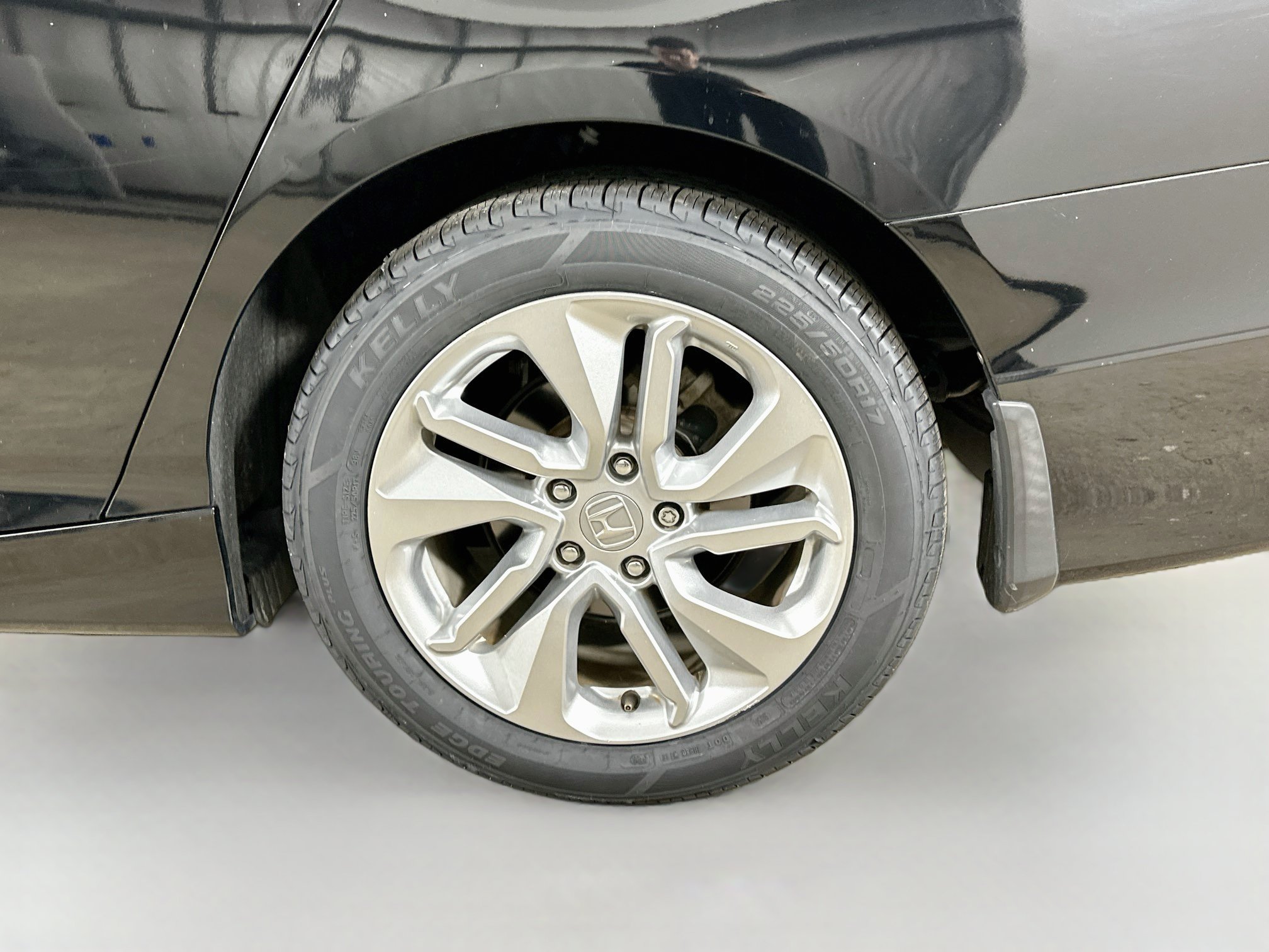 Used 2020 Honda Accord LX image 32