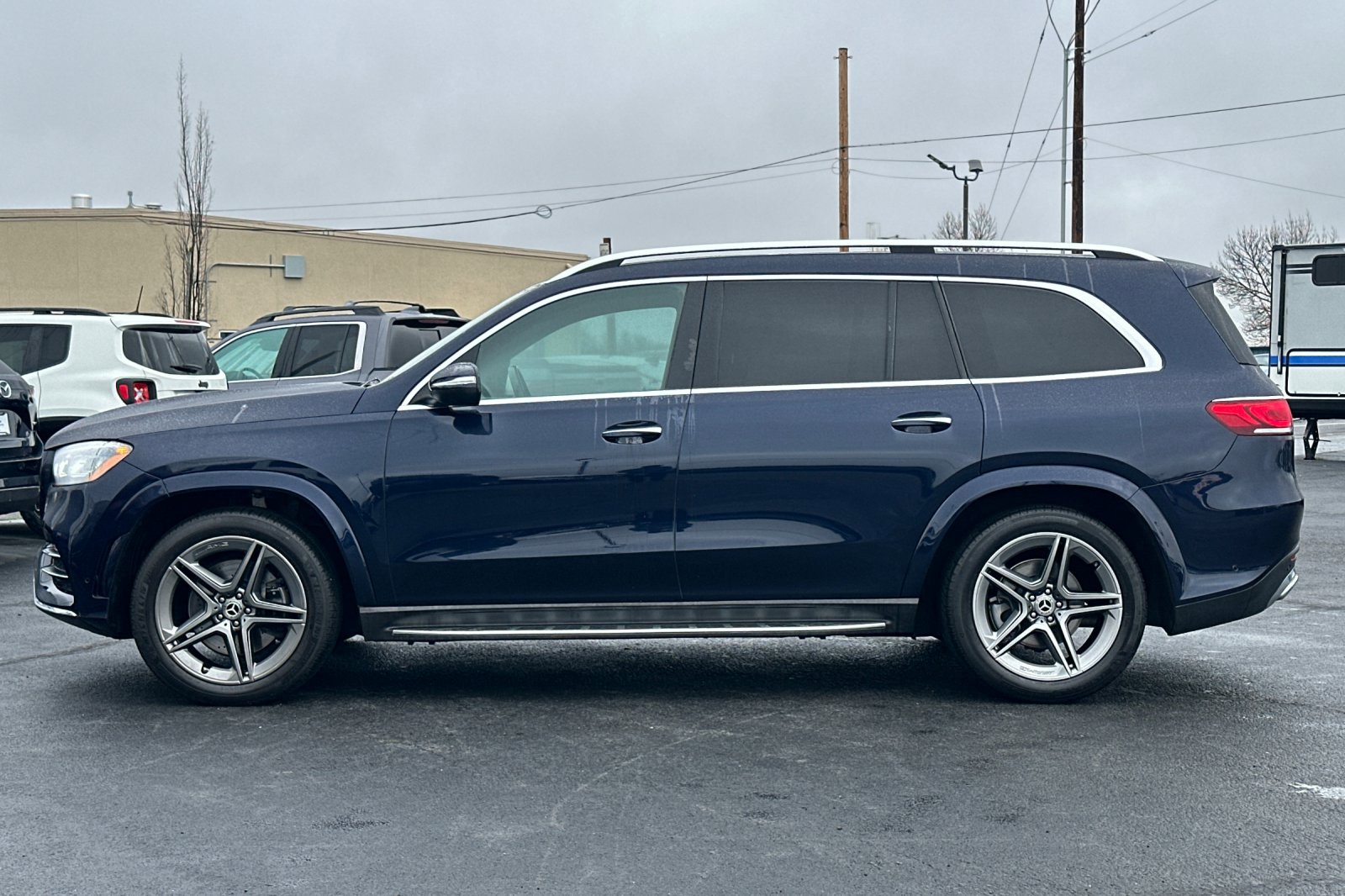 Used 2022 Mercedes-Benz GLS 450 4MATIC w/ AMG Line Exterior image 7