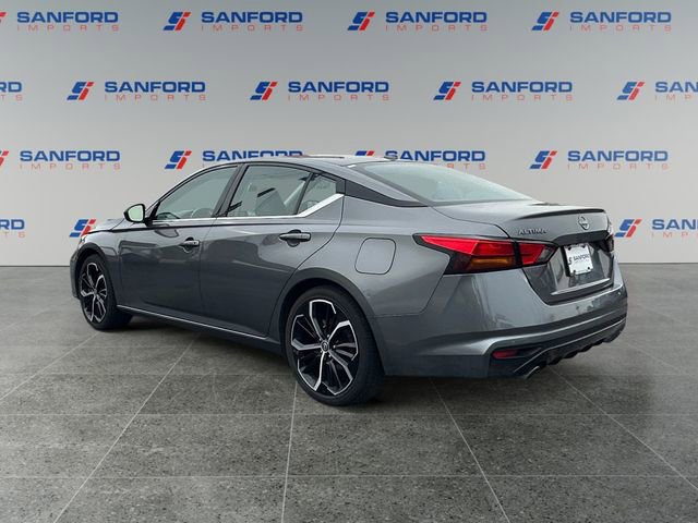 Used 2024 Nissan Altima 2.5 SR image 3