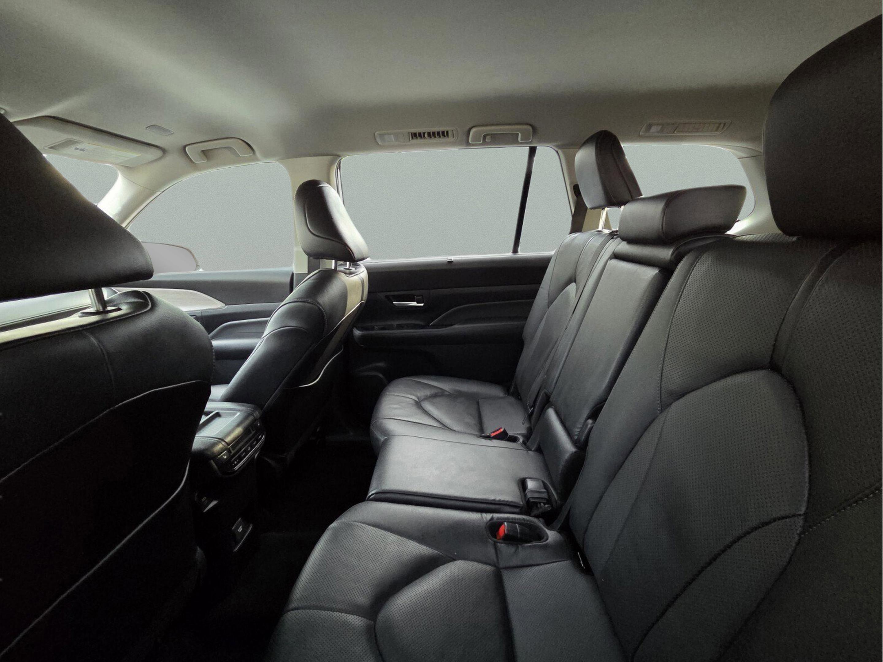 Used 2024 Toyota Grand Highlander FWD image 5