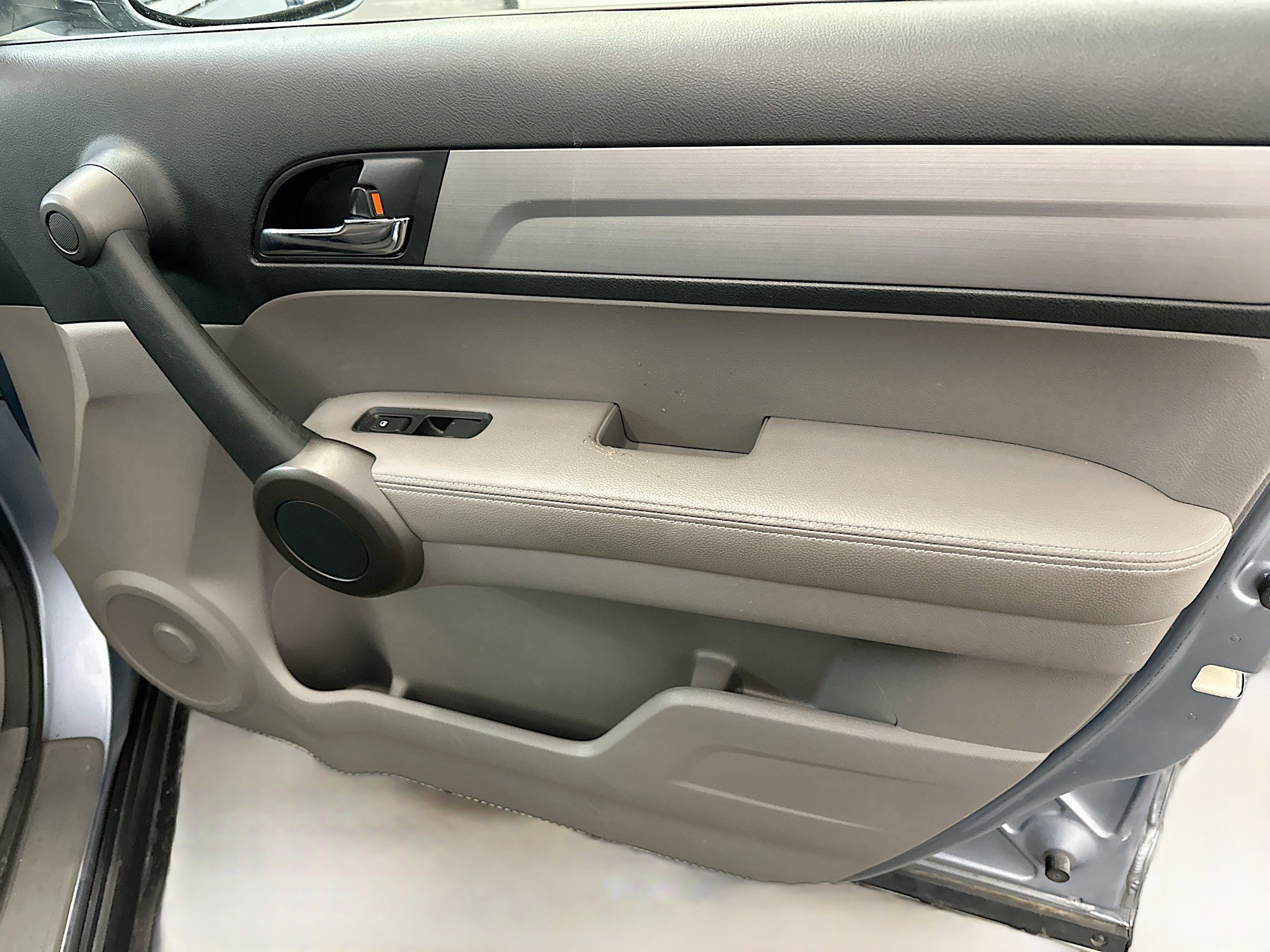 Used 2011 Honda CR-V EX-L image 32