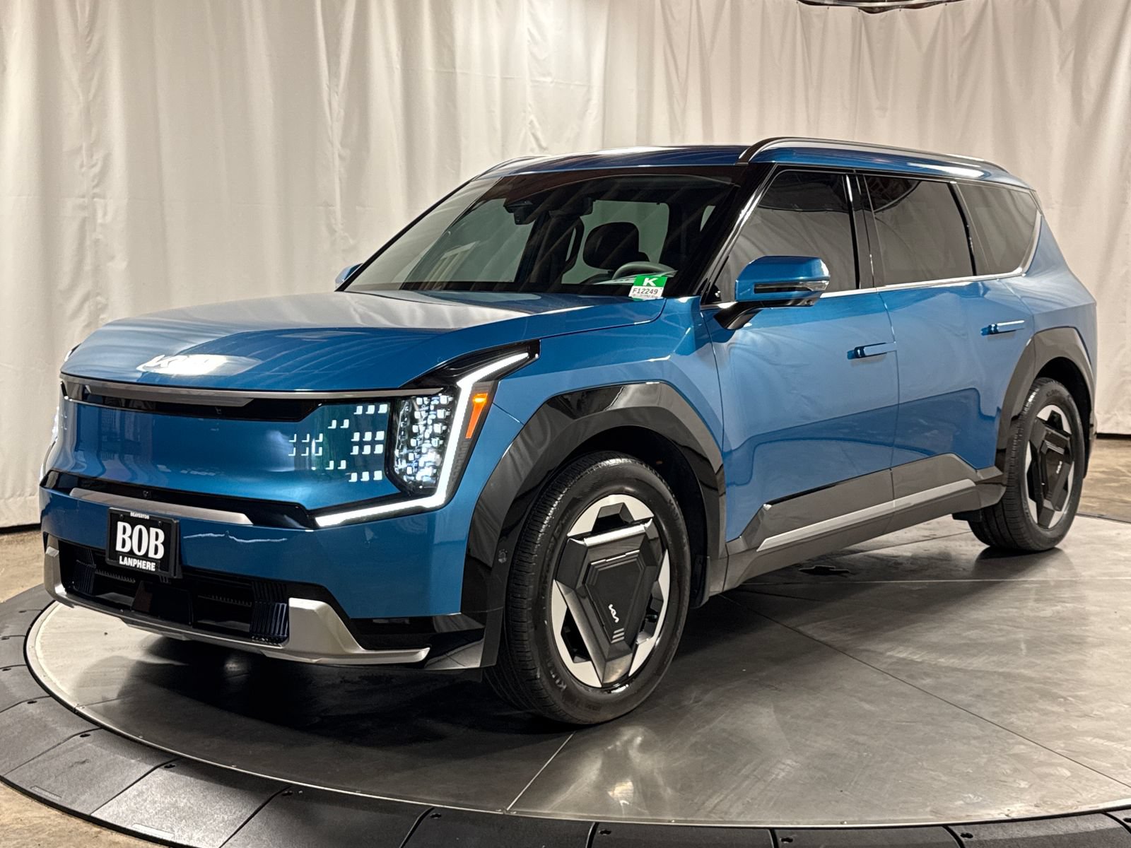 Certified 2024 Kia EV9 Land AWD/4WD image 1