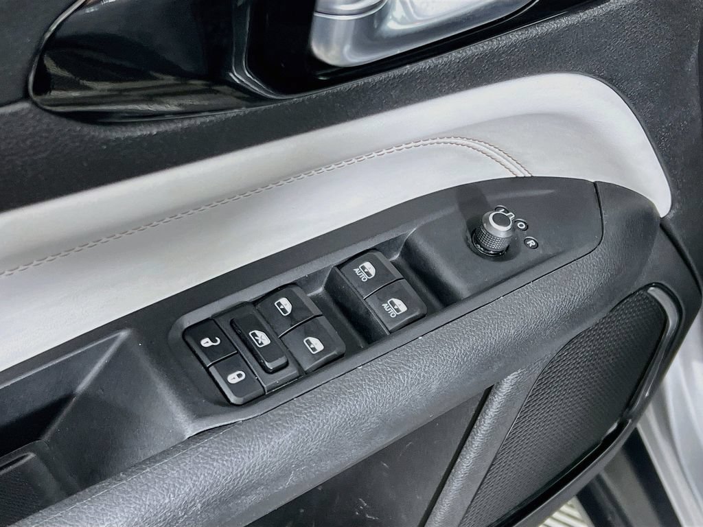 Used 2023 Jeep Compass Limited AWD/4WD image 17