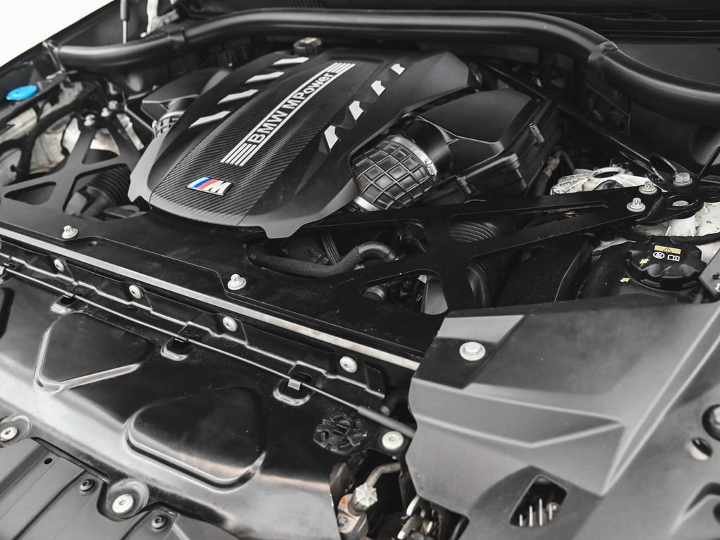 Used 2021 BMW X6 M AWD/4WD image 37