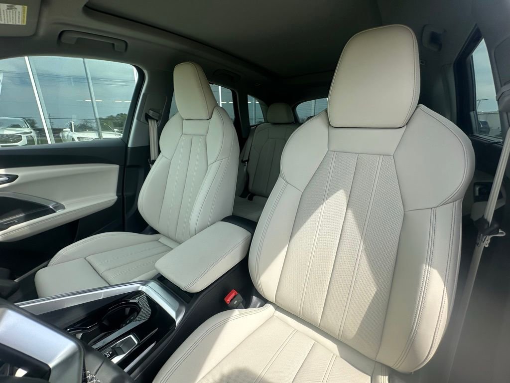 New 2025 Audi Q5 Premium Plus w/ Premium Plus image 9