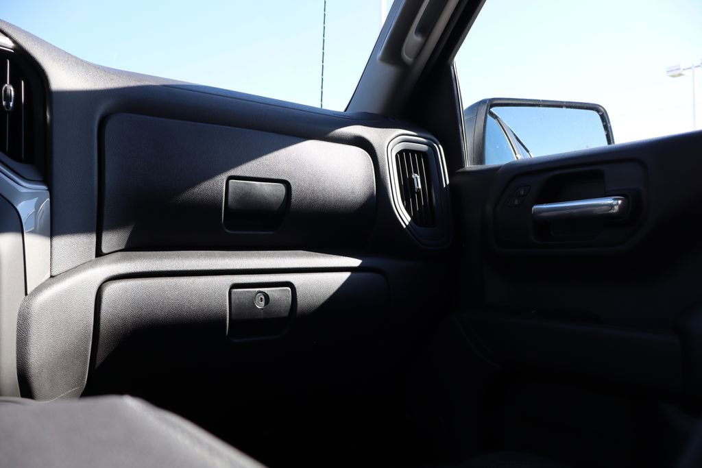 Used 2025 Chevrolet Silverado 1500 Custom Trail Boss w/ Turbomax Blackout Package image 44