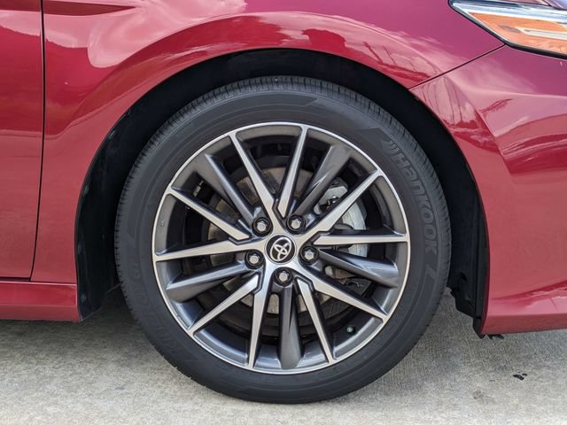 Used 2021 Toyota Camry XLE w/ Navigation Package FWD image 12