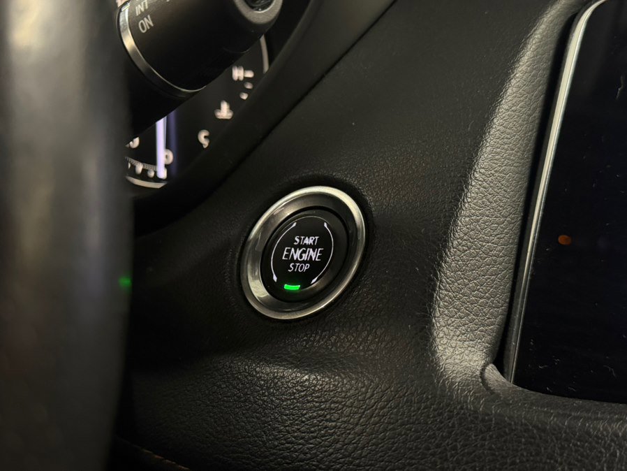 Used 2019 Cadillac XT4 Sport image 25