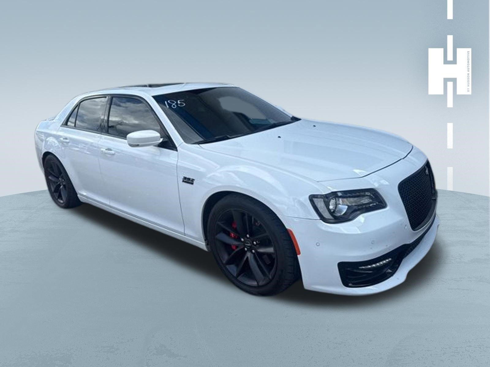Used 2023 Chrysler 300 C RWD image 3