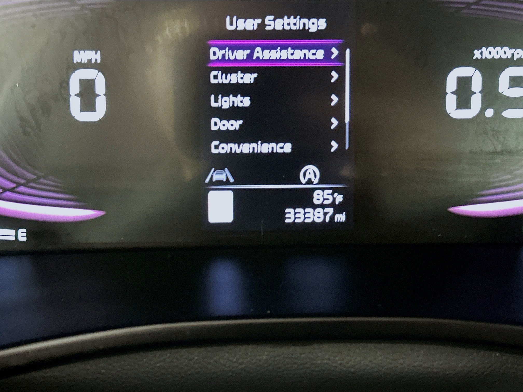 Used 2025 Kia Soul LX w/ LX Technology Package FWD image 19