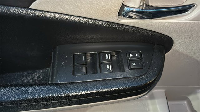 Used 2016 Honda Pilot EX-L image 11