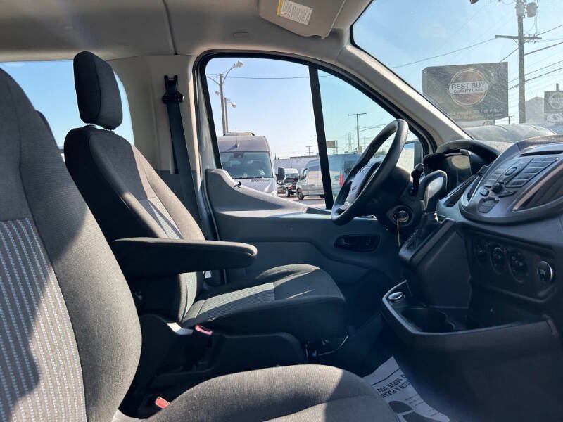 Used 2019 Ford Transit 350 XLT RWD image 7