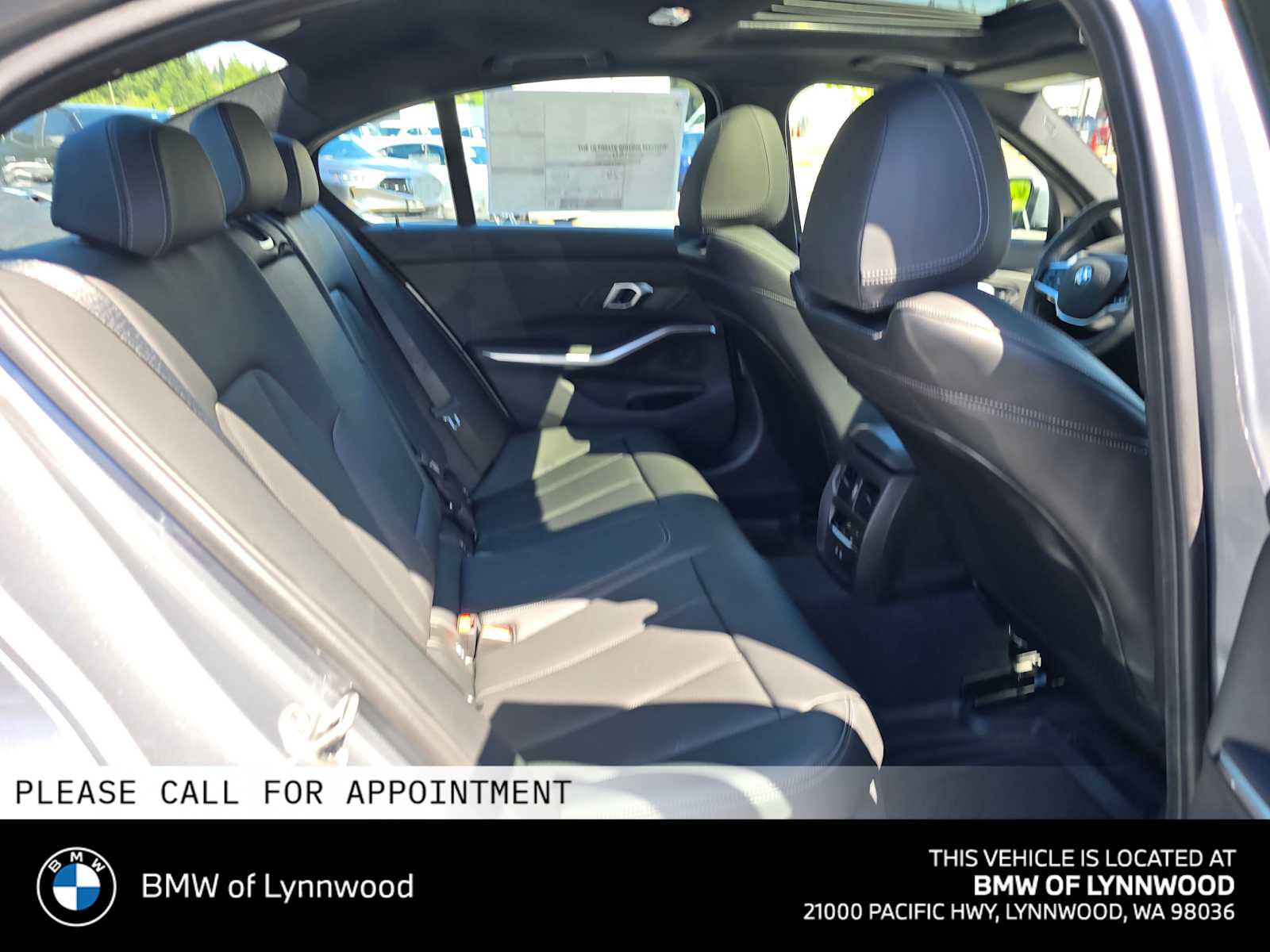 New 2026 BMW 330i xDrive Sedan w/ Convenience Package AWD/4WD image 12