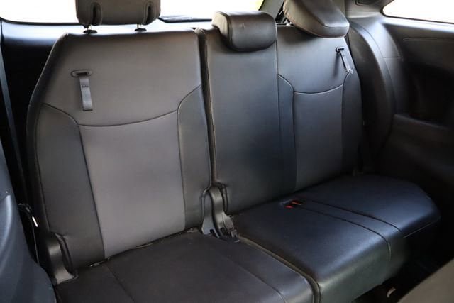 Used 2023 Toyota Sienna XSE w/ XSE Plus Package FWD image 19