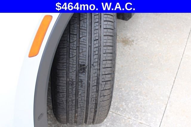 Used 2025 Volkswagen Tiguan SE AWD/4WD image 13