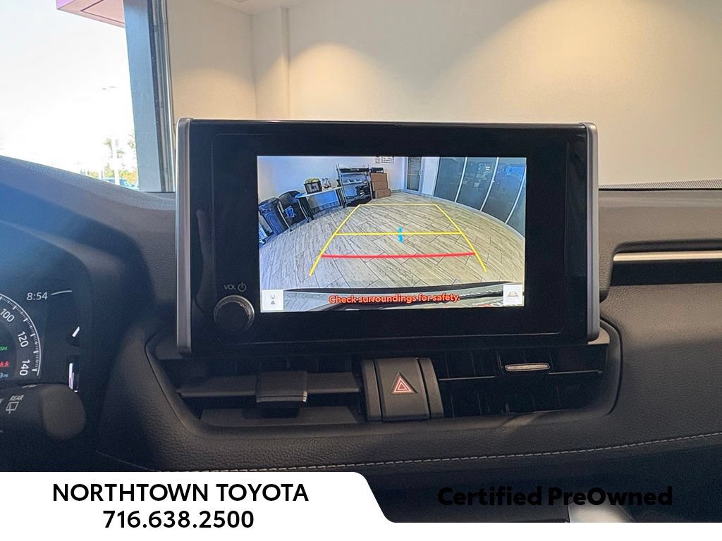 Used 2024 Toyota RAV4 LE AWD/4WD image 28