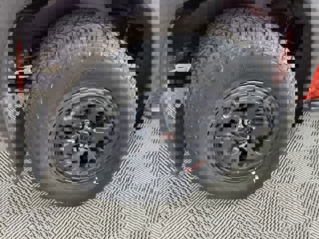 New 2025 Nissan Frontier Pro-X image 11