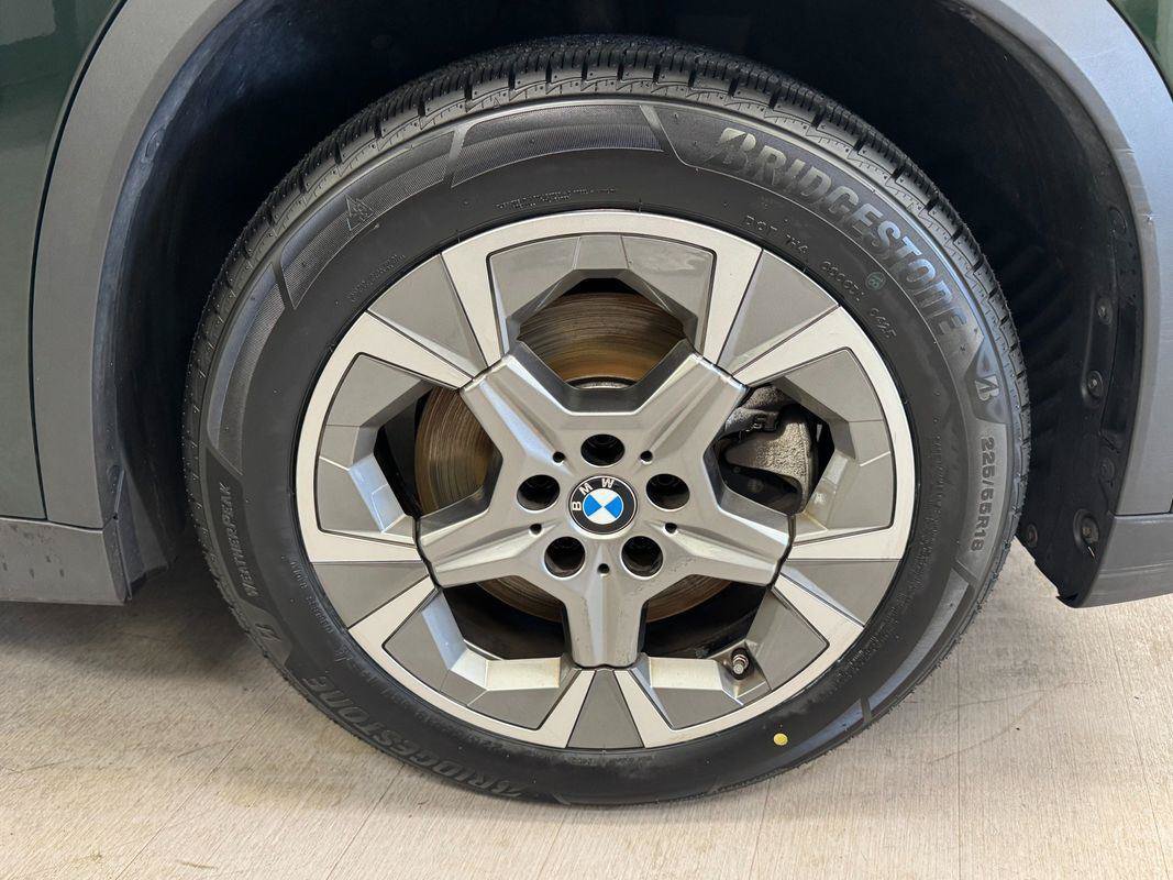 Used 2023 BMW X1 xDrive28i w/ Premium Package AWD/4WD image 34