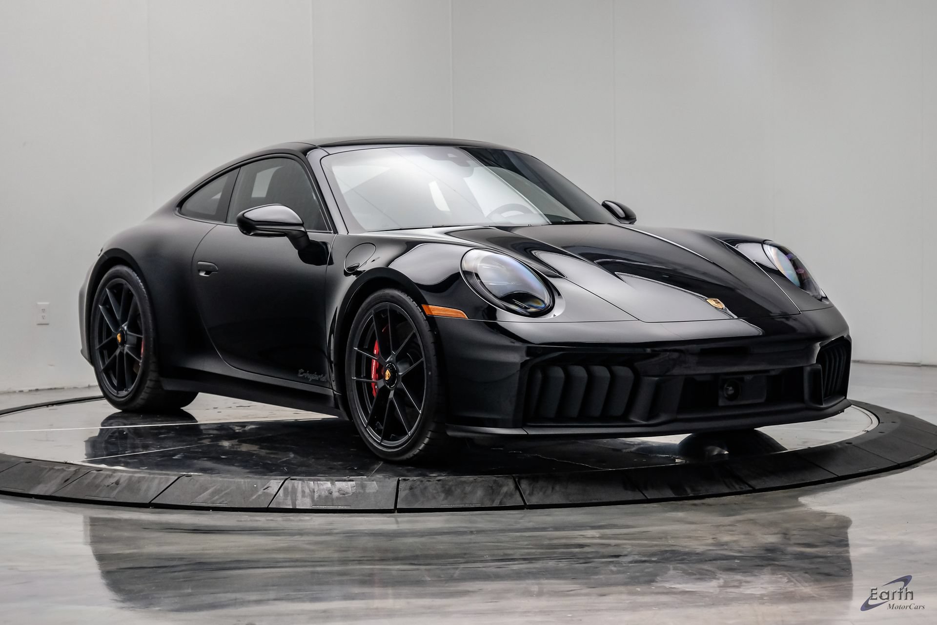 Used 2026 Porsche 911 Carrera 4 GTS AWD/4WD image 22