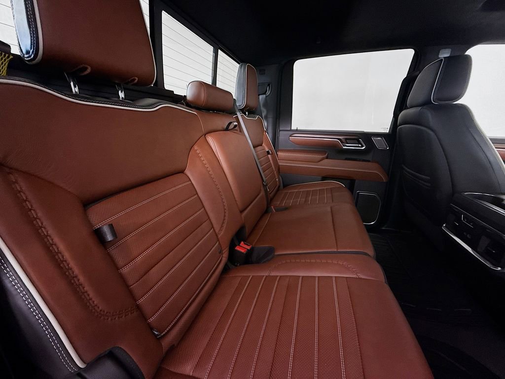 Used 2024 GMC Sierra 2500 Denali Ultimate image 29