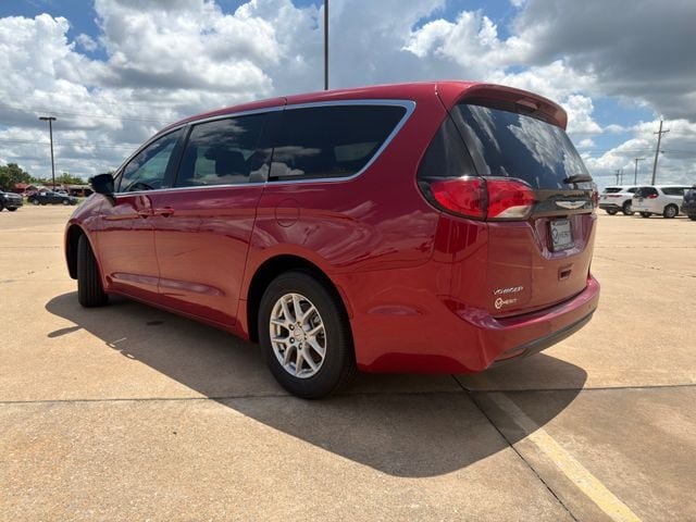 New 2026 Chrysler Voyager LX FWD image 12