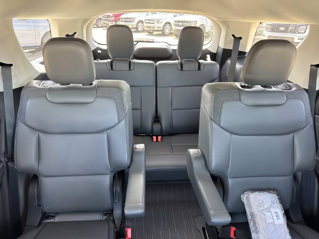 New 2026 Ford Explorer Active w/ Active Comfort Package RWD image 10