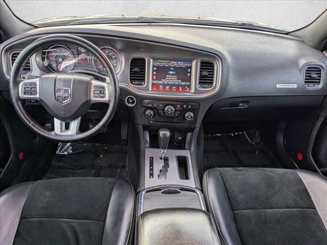 Used 2014 Dodge Charger R/T image 18
