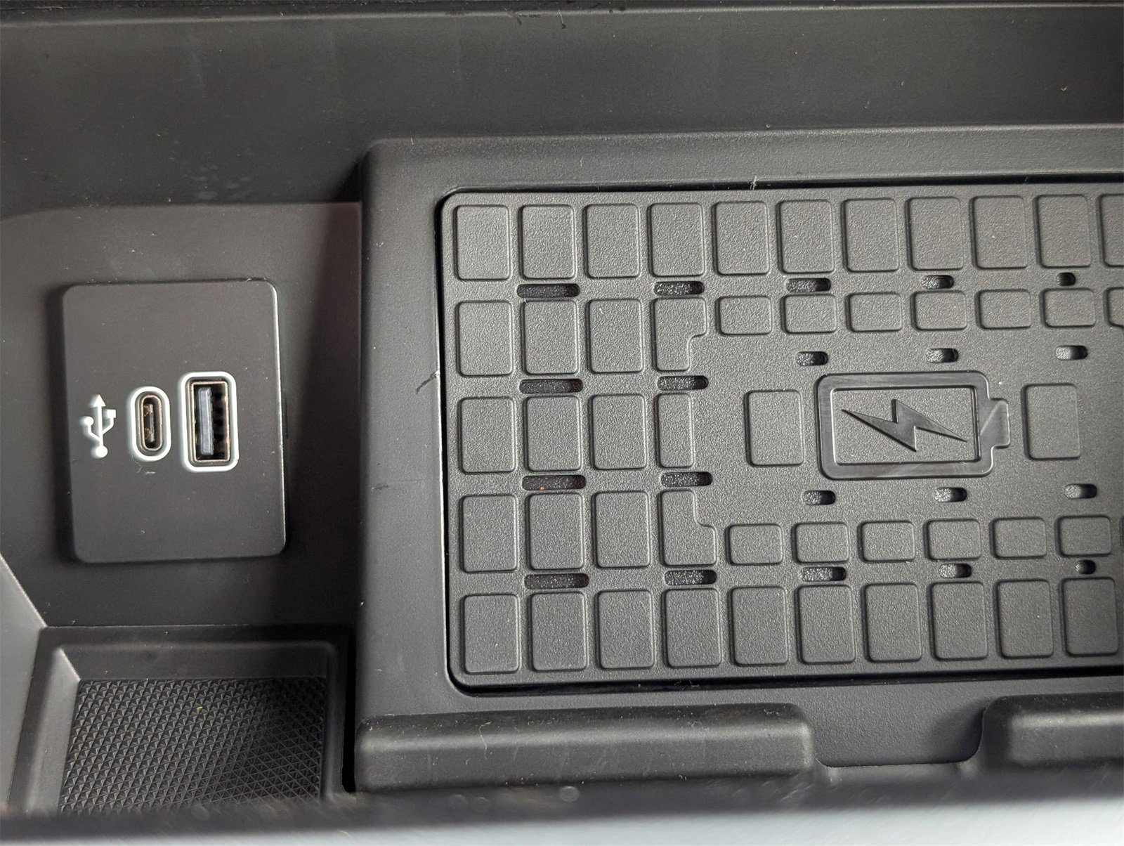 New 2026 Ford F150 XLT w/ Equipment Group 302A MID image 21