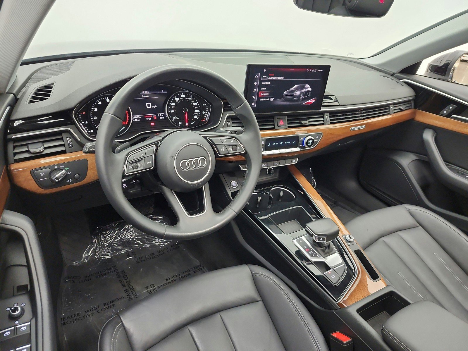 Used 2023 Audi A4 2.0T Premium w/ Convenience Package AWD/4WD image 9