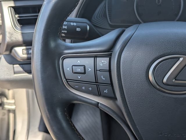 Used 2021 Lexus UX 200 w/ Premium Package FWD image 22