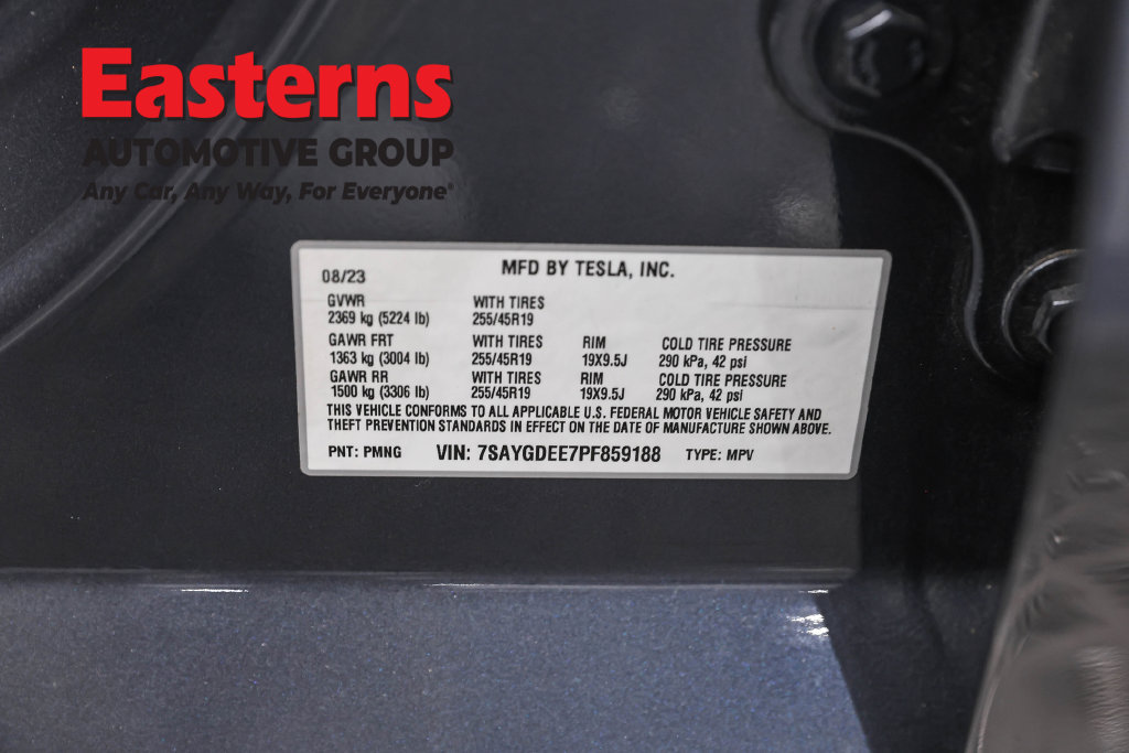 Used 2023 Tesla Model Y Long Range AWD/4WD image 33