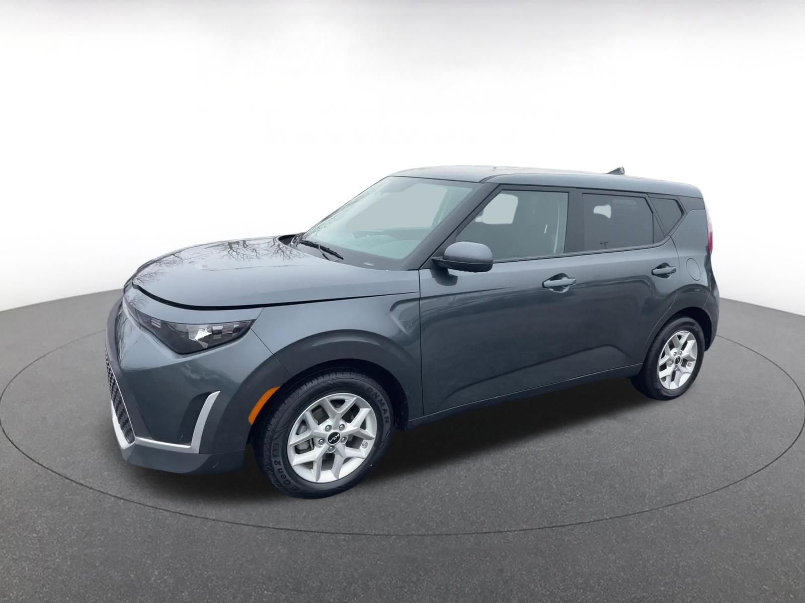 Used 2025 Kia Soul LX w/ LX Technology Package image 8