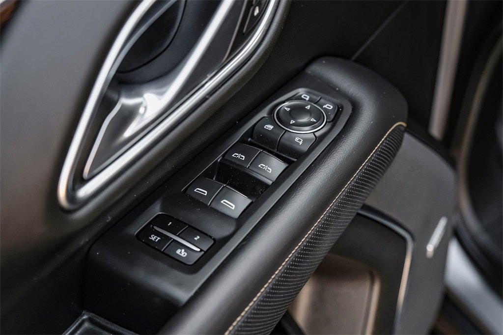 Used 2021 Chevrolet Suburban Premier w/ Premium Package image 50