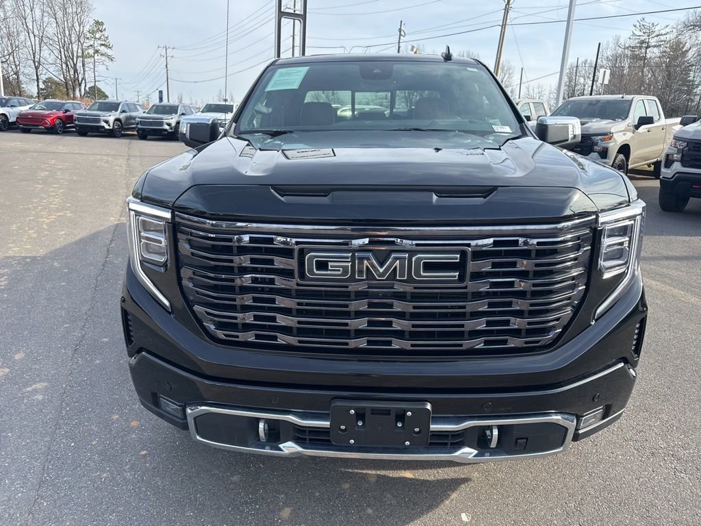 Used 2025 GMC Sierra 1500 Denali Ultimate image 8